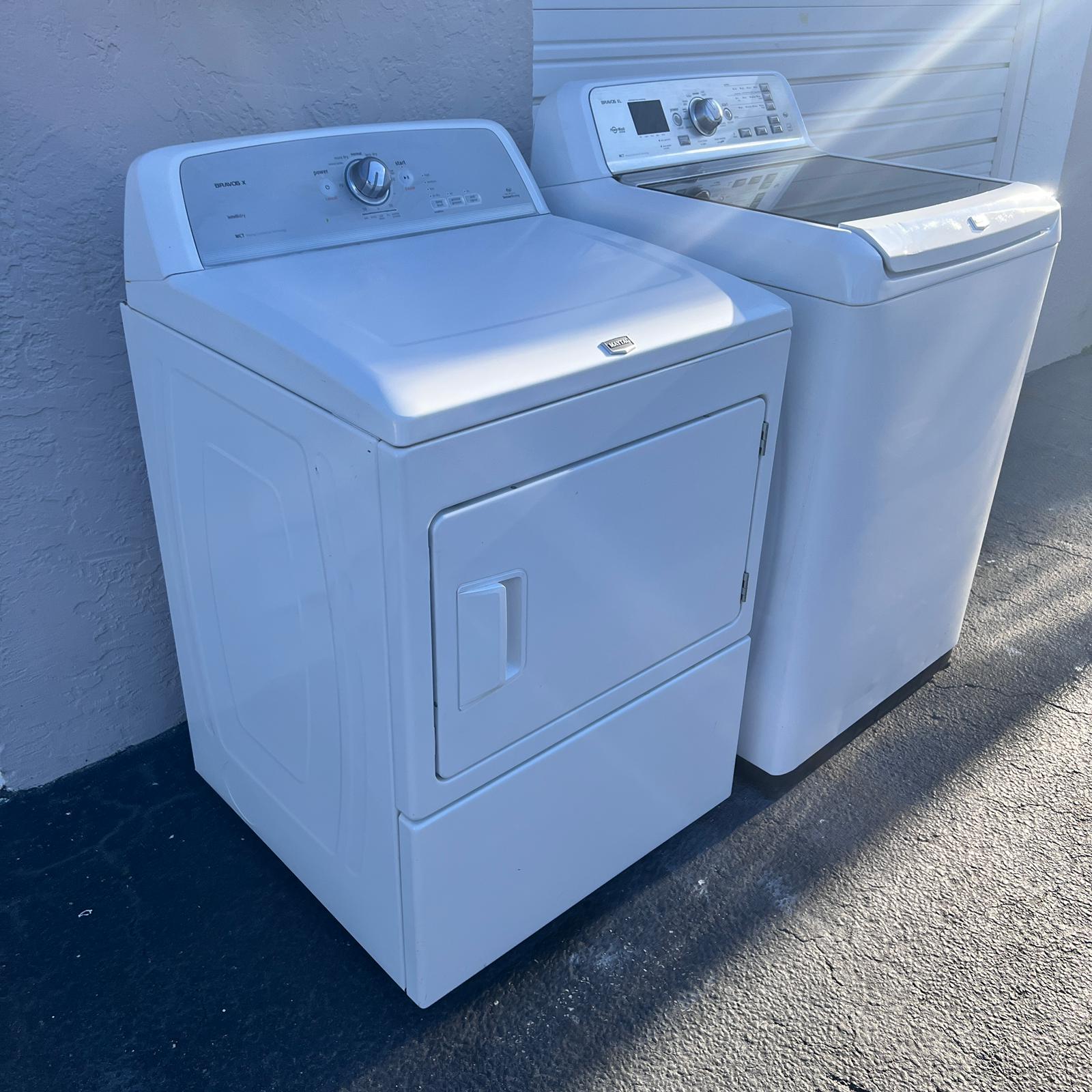 Maytag Bravos XL Washer and Dryer Set Maytag Bravos XL Washer and Dryer Set